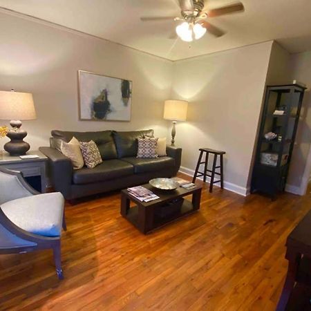 Darling Cottage In University Park Raleigh Bagian luar foto
