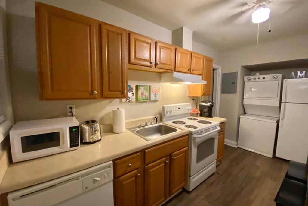 Darling Cottage In University Park Raleigh Bagian luar foto
