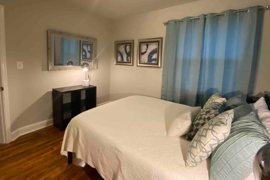 Darling Cottage In University Park Raleigh Bagian luar foto